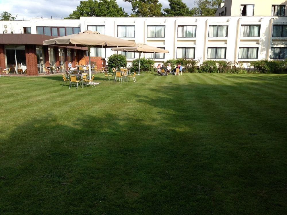 Western Hotel 4*